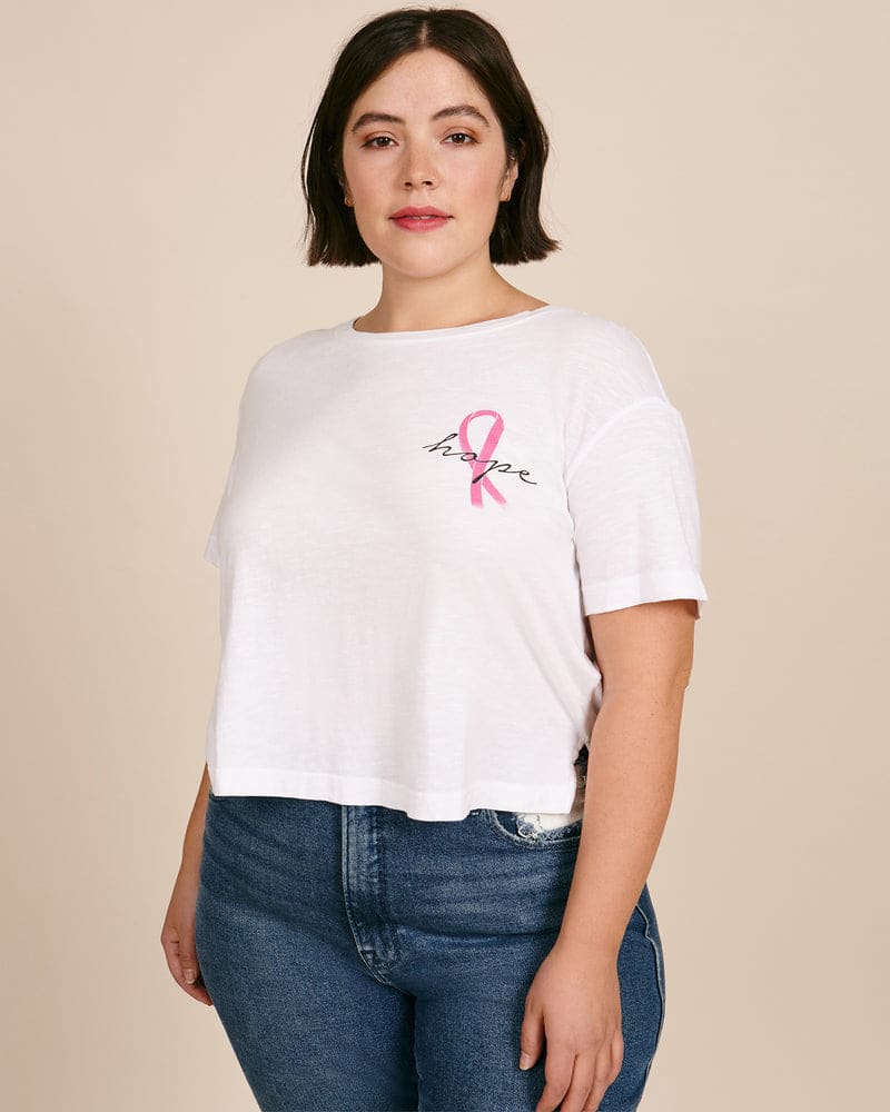 Front of a model wearing a size 0 BCA Zoé Tee in White by 11 Honoré Collection. | dia_product_style_image_id:229021